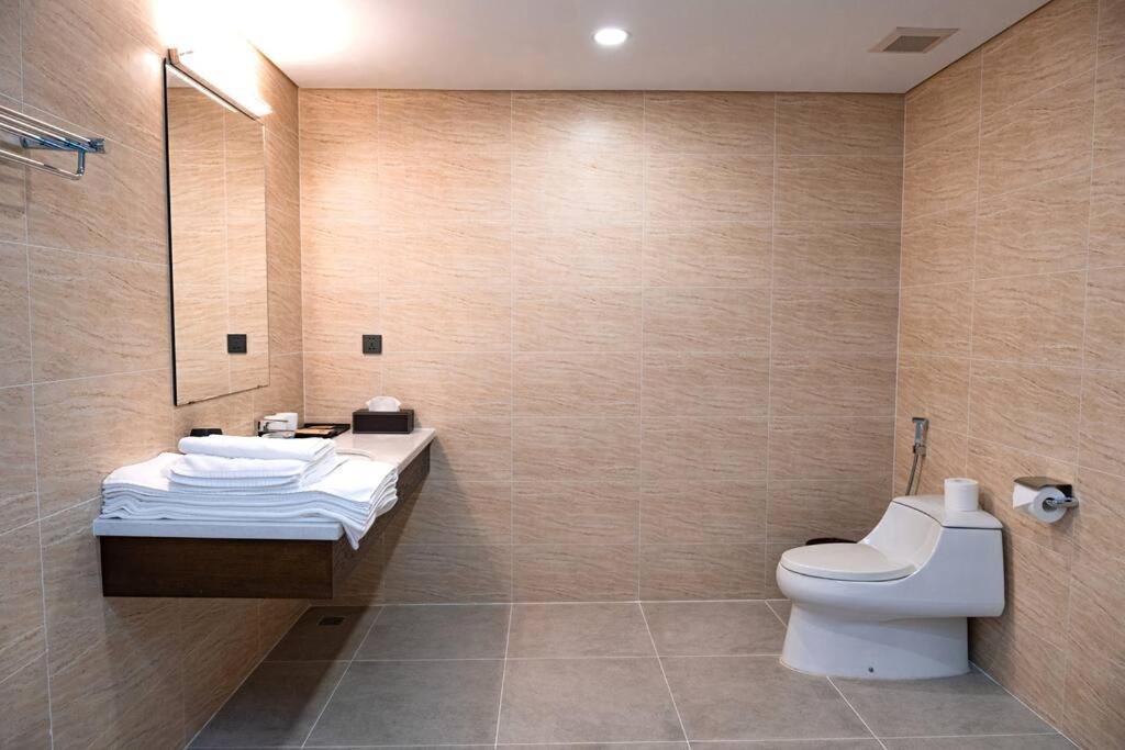 1Br - 1 Sofa Bed Luxurious 5-Stars Resort Phuc Yen المظهر الخارجي الصورة