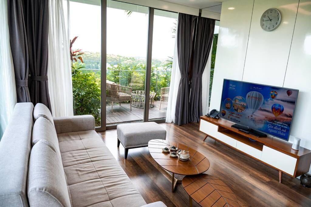 1Br - 1 Sofa Bed Luxurious 5-Stars Resort Phuc Yen المظهر الخارجي الصورة